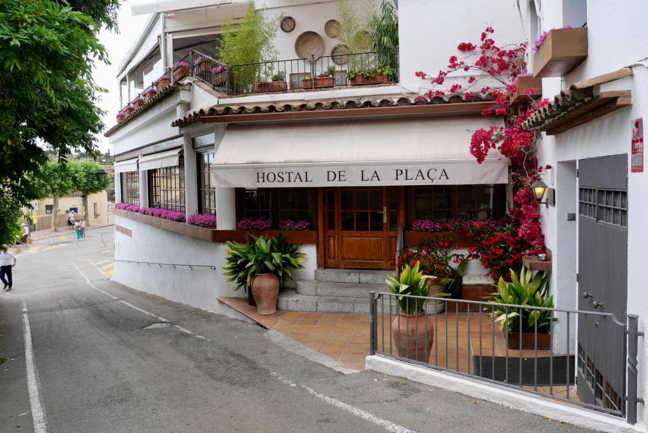 Hostal De La Placa - Hotel Boutique Cabrils Luaran gambar