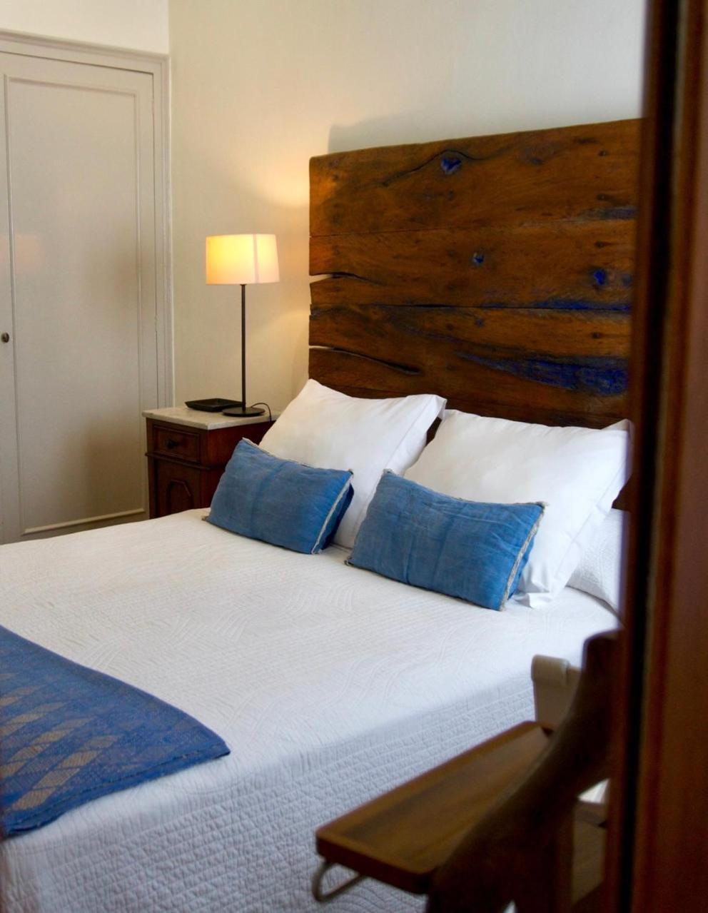 Hostal De La Placa - Hotel Boutique Cabrils Luaran gambar