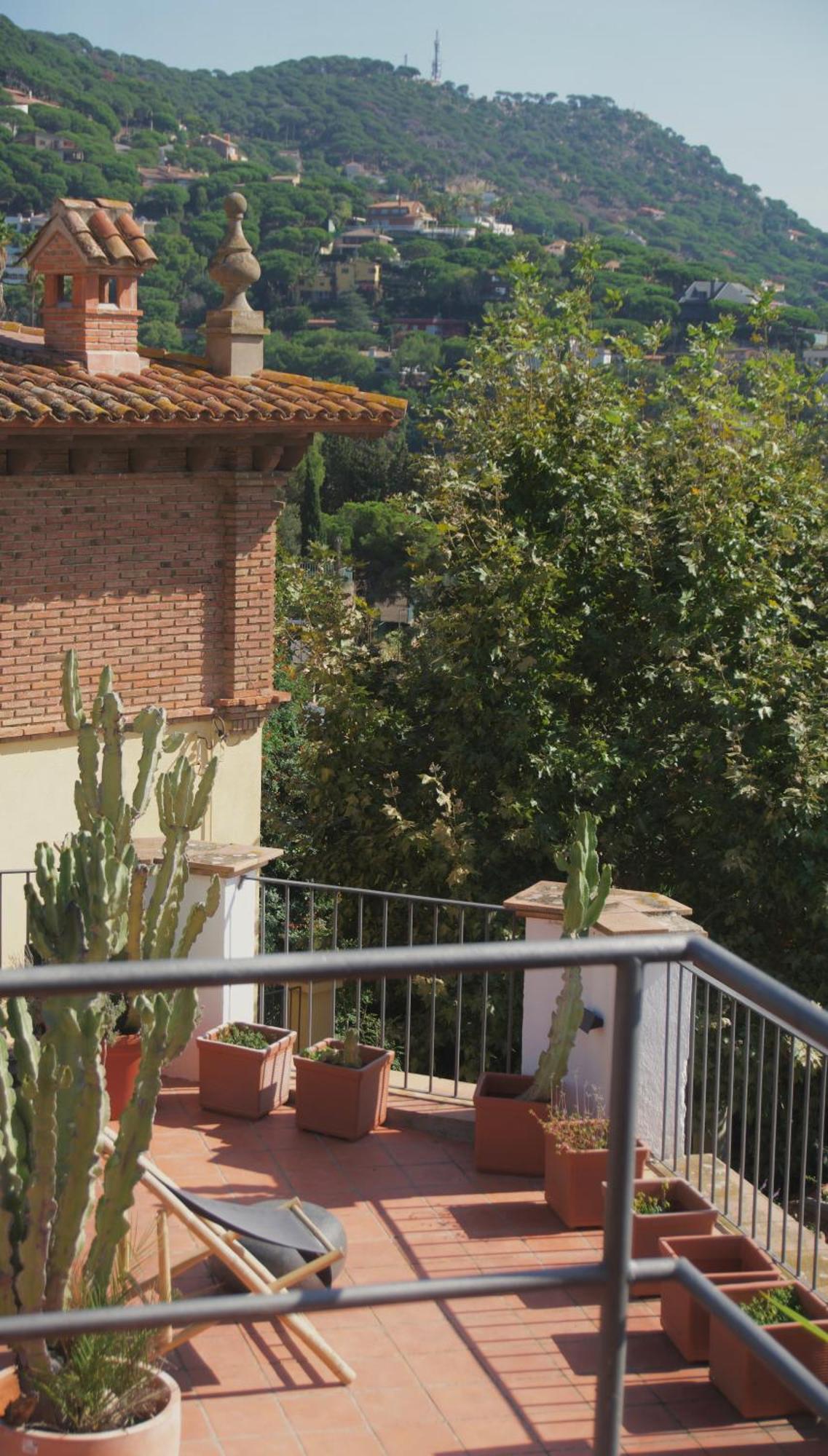 Hostal De La Placa - Hotel Boutique Cabrils Luaran gambar