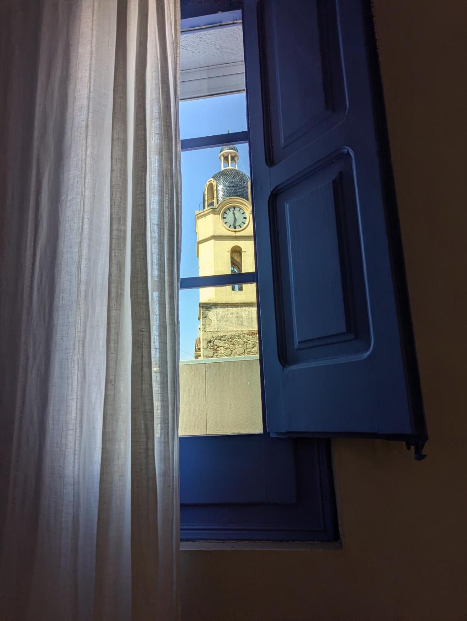 Hostal De La Placa - Hotel Boutique Cabrils Luaran gambar