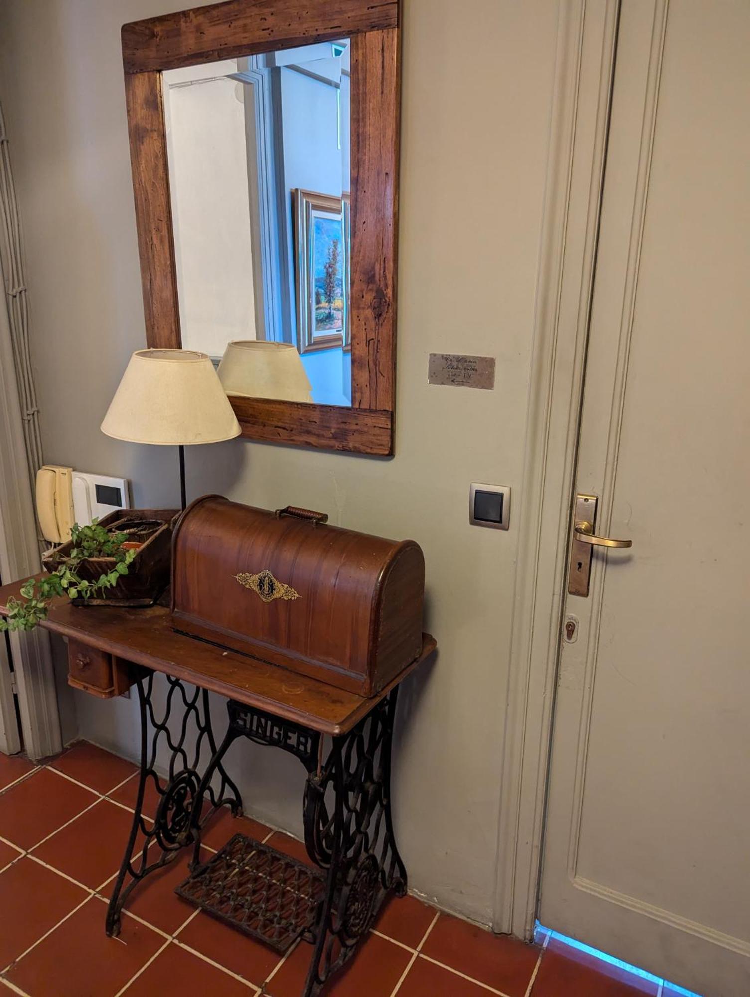 Hostal De La Placa - Hotel Boutique Cabrils Luaran gambar